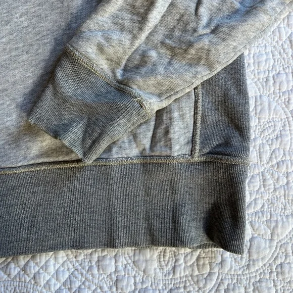 Vintage Rugby Men's Sweatshirt - Picture 4 of 7